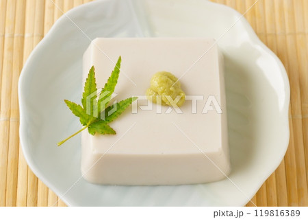 胡麻豆腐 119816389