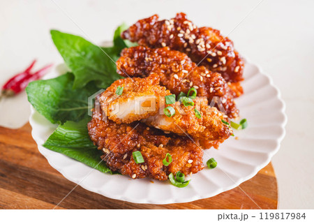 甘辛醤油のチキンスティック 119817984