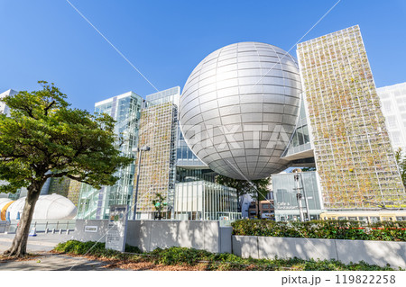 愛知県名古屋市 快晴の名古屋市科学館 愛知県名古屋市 快晴の名古屋市科学館 119822258