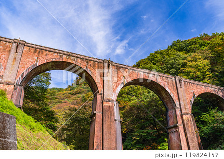 【群馬県】碓氷第三橋梁・めがね橋 秋 【群馬県】碓氷第三橋梁・めがね橋 秋 119824157