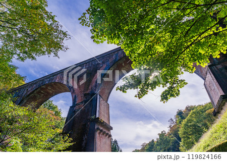 【群馬県】碓氷第三橋梁・めがね橋　秋 119824166