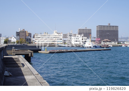 元宇品から眺めた広島の街並み 元宇品から眺めた広島の街並み 119826820