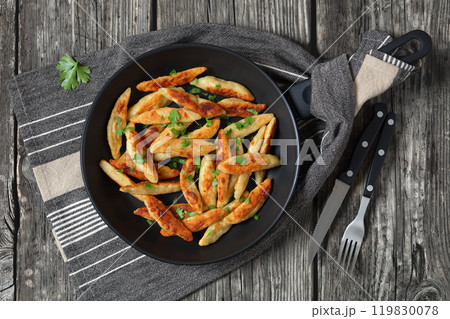Schupfnudeln, German potato noodles in a skillet Schupfnudeln, German potato noodles in a skillet 119830078