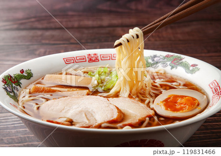 醤油ラーメン 醤油ラーメン 119831466