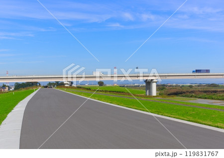 茨城県五霞町利根川サイクリングロード2024年10月 119831767