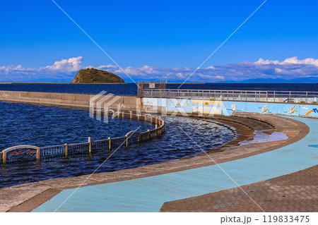 北海道　室蘭市　絵鞆臨海公園と大黒島 119833475