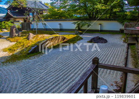 【京都風景】実相院　枯山水のこころのお庭 119839601