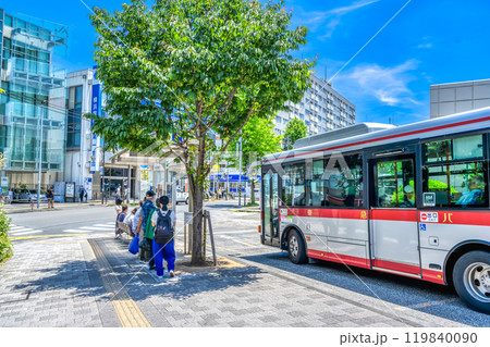 神奈川県川崎市の都市風景　鷺沼駅 119840090