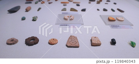 Ancient jewellery 119840343