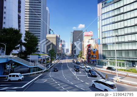 東京 西新宿のビル街・オフィス街 東京 西新宿のビル街・オフィス街 119842795