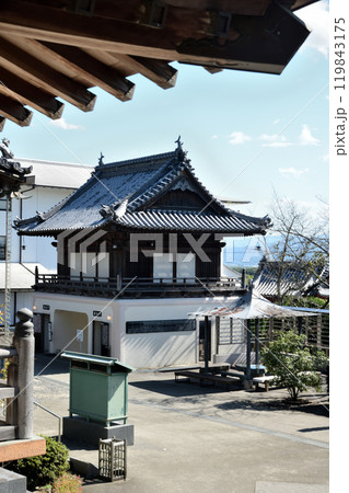 第7番札所 光明山 蓮華院 十楽寺(偏照殿愛染堂)　【徳島県阿波市土成町】 119843175