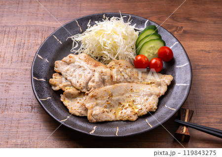 豚ロースのマスタードマヨネーズソテー 豚ロースのマスタードマヨネーズソテー 119843275