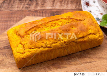 かぼちゃのパウンドケーキ 119843405