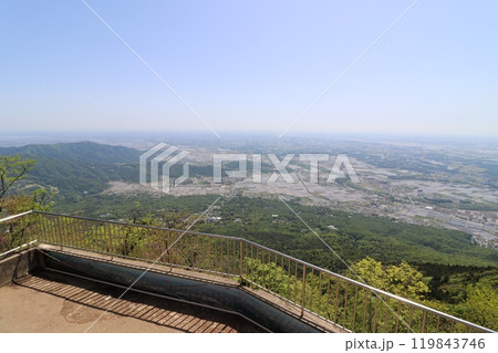2024年5月の茨城県の筑波山の男体山山頂からの景色 119843746