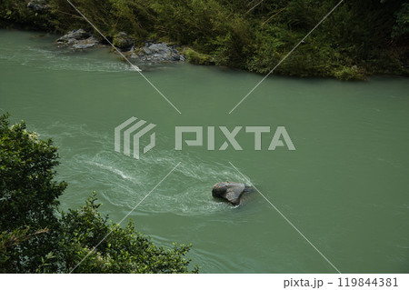 礫石(櫛田川)　【三重県松阪市飯高町】 119844381