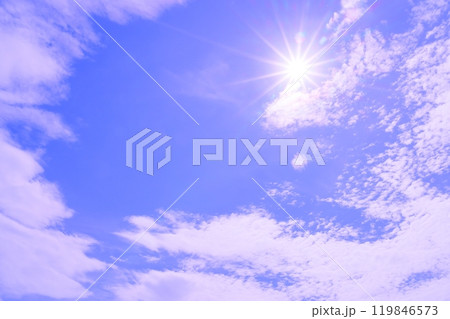 爽やかな青空と太陽(背景素材) 爽やかな青空と太陽(背景素材) 119846573