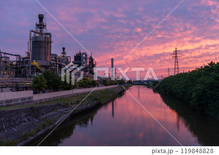 《新潟県》新潟市工場夜景・通船川 119848828