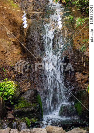 長野 戸隠神社 中社さざれ滝 119850245