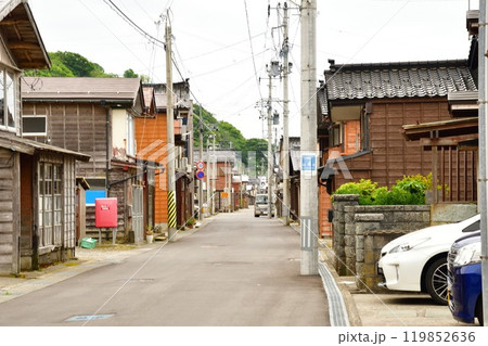出雲崎 妻入りの街並み(新潟県) 出雲崎 妻入りの街並み(新潟県) 119852636