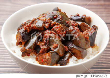 麻婆茄子丼 119856673