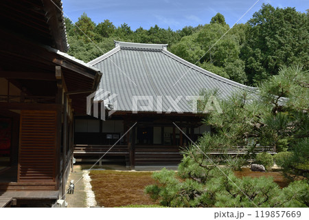 随心院門跡　本堂と庭園(京都市山科区) 119857669