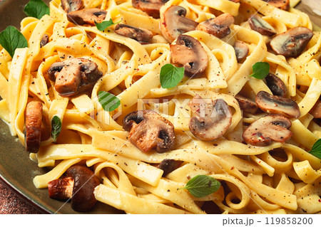 fettuccine with champignons, basil, in cream sauce, homemade, no people, fettuccine with champignons, basil, in cream sauce, homemade, no people, 119858200