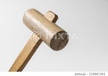 木製の木槌は優しい叩きで傷を付けにくい道具 木製の木槌は優しい叩きで傷を付けにくい道具 119861361