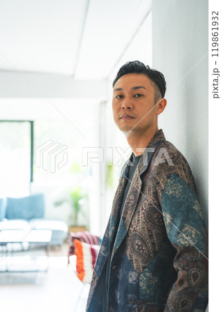 イケおじのポートレイト イケおじのポートレイト 119861932