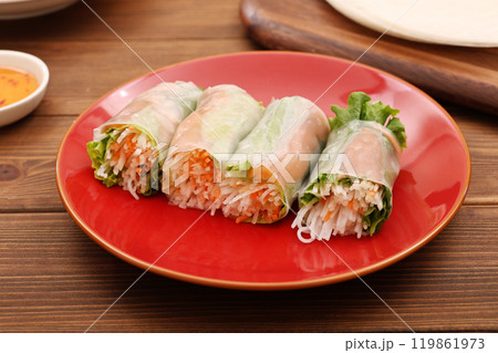 生春巻き 119861973