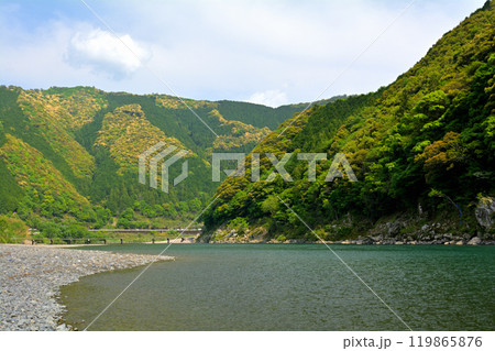 高知・四万十川 119865876