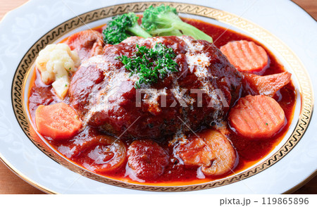 トマトの煮込みハンバーグ ( トマトの爽やかな香りたっぷりのハンバーグ ) トマトの煮込みハンバーグ ( トマトの爽やかな香りたっぷりのハンバーグ ) 119865896