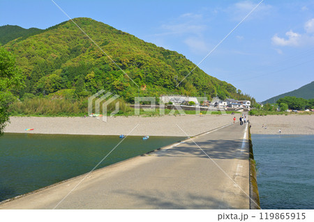 高知・四万十川 119865915