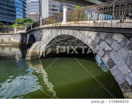 東京都内で現存する最古の石橋【常磐橋】 東京都内で現存する最古の石橋【常磐橋】 119866858