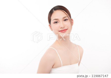 Beautiful young asian woman with clean fresh skin on white background, Face care, Facial treatment, Cosmetology, beauty and spa, Asian women portrait. Beautiful young asian woman with clean fresh skin on white background, Face care, Facial treatment, Cosmetology, beauty and spa, Asian women portrait. 119867147