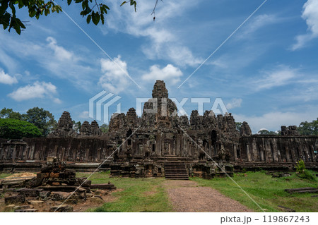 アンコール・トム　バイヨン遺跡群、カンボジア 119867243