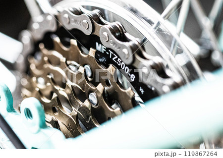 自転車のリアギアー 119867264