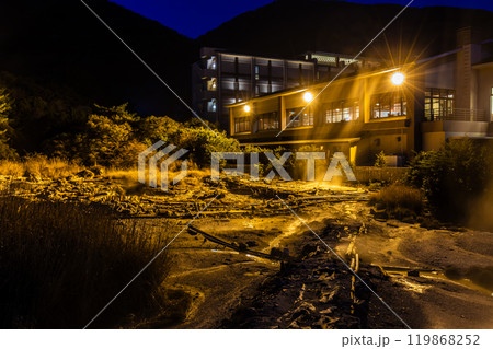 雲仙地獄 清七地獄 夜景ライトアップ 【長崎県雲仙市】 雲仙地獄 清七地獄 夜景ライトアップ 【長崎県雲仙市】 119868252
