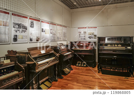 浜松楽器博物館 常設展示楽器「リード・オルガン」 浜松楽器博物館 常設展示楽器「リード・オルガン」 119868805