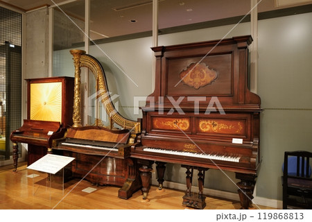 浜松楽器博物館　常設展示楽器 119868813