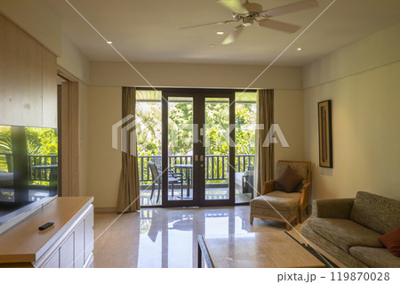 バリ島旅行　コンラッドバリのスイートルーム 119870028