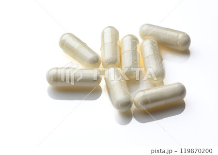useful capsules with medicine painted in studio filming 6 119870200