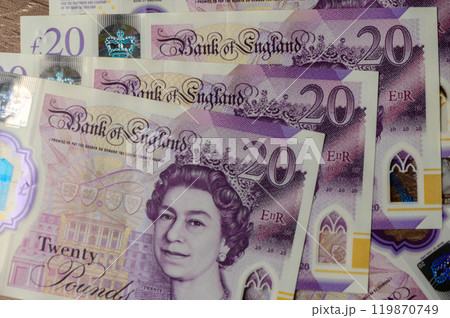 A plan view of pound sterling bank notes. A plan view of pound sterling bank notes. 119870749