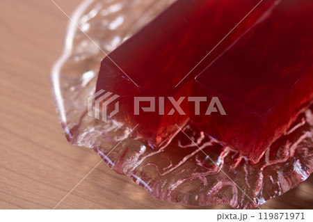 滋味あふれる山葡萄の寒天ゼリー 119871971