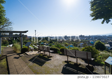 高尾山（長津田町）の山頂から見た景色 119873027