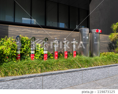 【高層ビルの消火設備】連結送水管送水口・採水口 【高層ビルの消火設備】連結送水管送水口・採水口 119873125