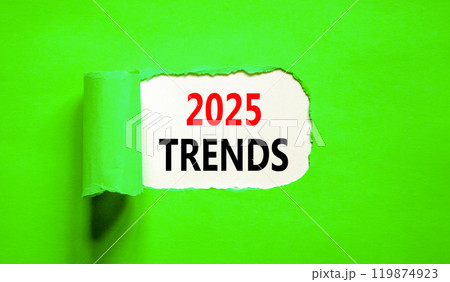 Planning 2025 trends new year symbol. Concept words 2025 Trends on beautiful white paper. Beautiful green paper background. Business 2025 trends new year concept. Copy space. 119874923