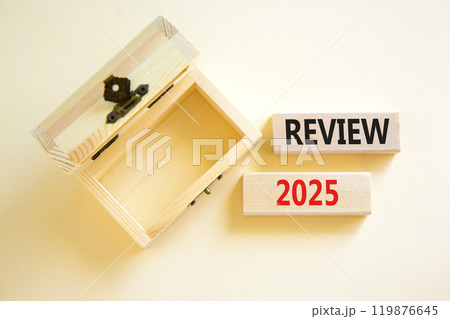 Planning review 2025 new year symbol. Concept words Review 2025 on beautiful wooden blocks. Beautiful white background. Wooden empty chest. Business review 2025 new year concept. Copy space. Planning review 2025 new year symbol. Concept words Review 2025 on beautiful wooden blocks. Beautiful white background. Wooden empty chest. Business review 2025 new year concept. Copy space. 119876645