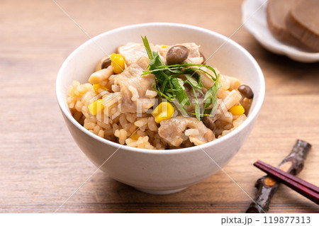 コーンと豚肉の炊き込みご飯 119877313
