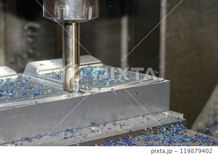 The CNC milling machine rough cutting the injection mold parts by indexable tools. The CNC milling machine rough cutting the injection mold parts by indexable tools. 119879402
