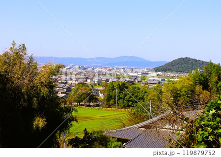夏秋の奈良、天の香具山、藤原京跡、コスモス、春過ぎて夏来にけらし白妙の 衣ほすてふ天の香具山、秋桜 夏秋の奈良、天の香具山、藤原京跡、コスモス、春過ぎて夏来にけらし白妙の 衣ほすてふ天の香具山、秋桜 119879752